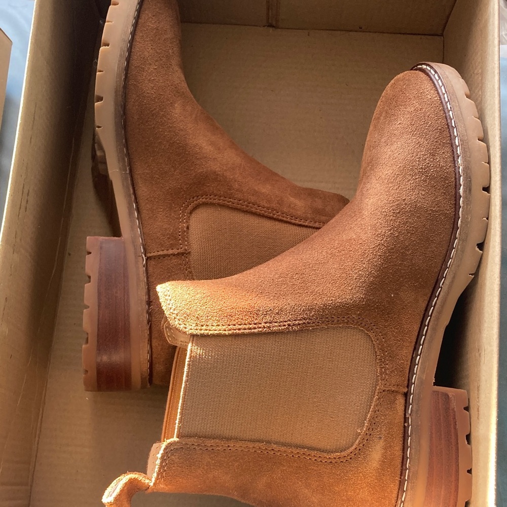 NWT Steve Madden Leopoldo chelsea boot 6